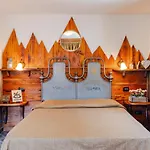 Hotel&restaurant Armanac De Toubie فندق 2*