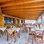 Hotel&restaurant Armanac De Toubie Arnad