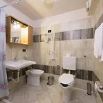 Hotel&restaurant Armanac De Toubie Arnad