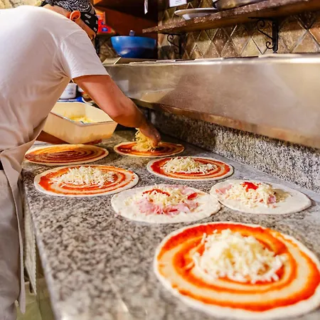 Hotel&restaurant Armanac De Toubie Hotel 2*