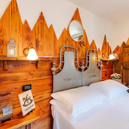 Ξενοδοχείο Hotel&restaurant Armanac De Toubie Arnad