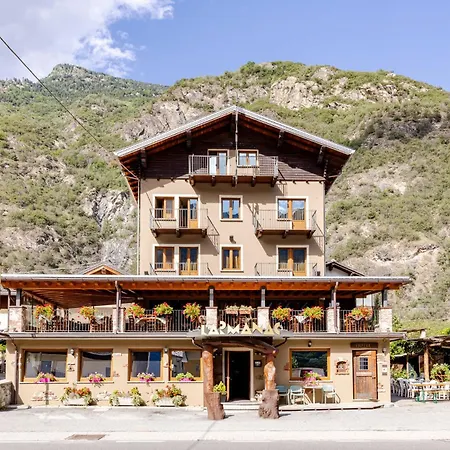 Hotel&restaurant Armanac De Toubie 2*