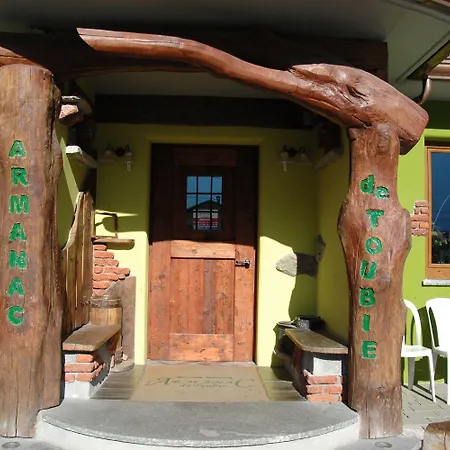 Hotel Hotel&restaurant Armanac De Toubie 2*