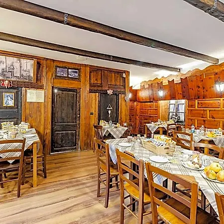 Hotel&restaurant Armanac De Toubie