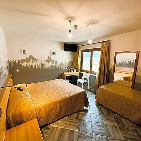 Hotel&Restaurant Armanac De Toubie Отель 2*