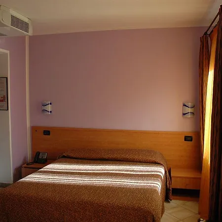 Hotel&Restaurant Armanac De Toubie Arnad