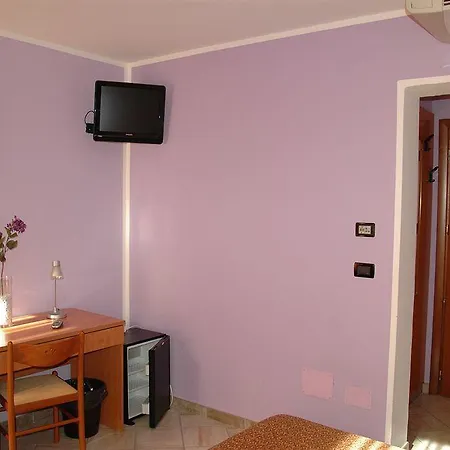 Hotel Hotel&restaurant Armanac De Toubie Arnad