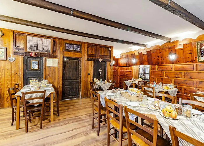 Hotell Hotel&restaurant Armanac De Toubie 2*