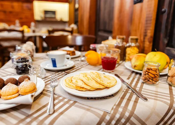 Hotell Hotel&restaurant Armanac De Toubie Arnad