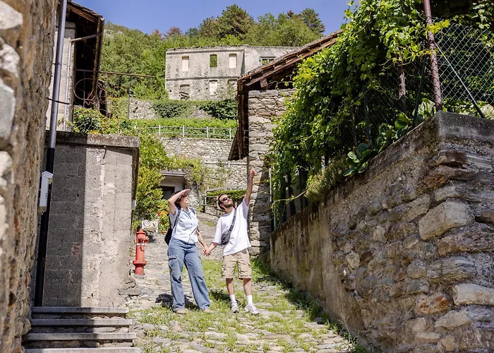 Hotel Hotel&Restaurant Armanac De Toubie 2*