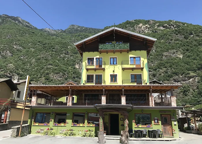 Hotel&Restaurant Armanac De Toubie 2* Arnad