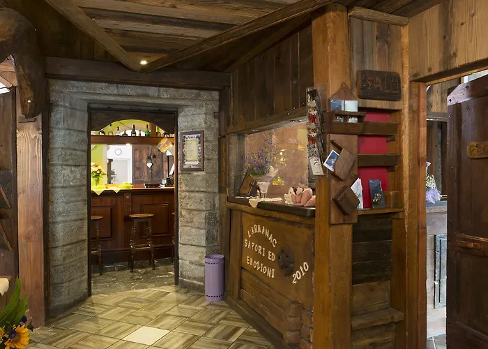 Hotel&Restaurant Armanac De Toubie Hotel 2*